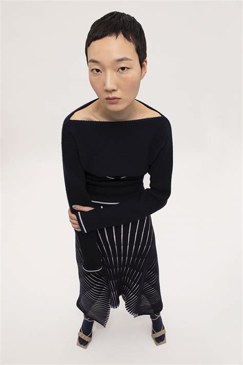LOOKBOOK: 16R Fall Winter 2020.21 Womenswear Collection