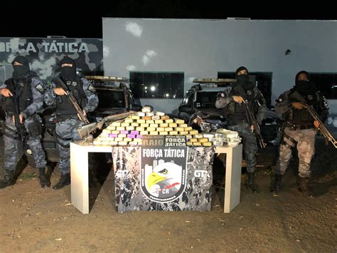 Pol Cia Militar Apreende Quilos De Coca Na Maconha E Pasta Base No