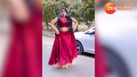 Viral Desi Girl Hot Dance Main Kudi Anjaani Video Streets Of The Colony See Desi Girl Redl