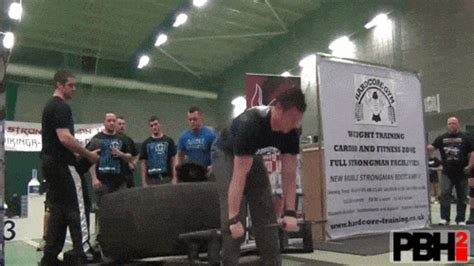 40 Hilarious Workout Fail GIFs To Make You Stay On The Couch