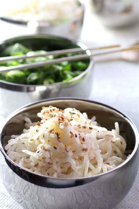 Unique Korean Banchan A White Seaweed Salad Taste With The Eyes