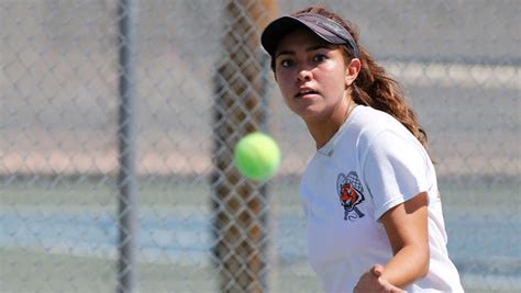 Episd Girls 1 5a Tennis Final Features Jefferson High School Teammates