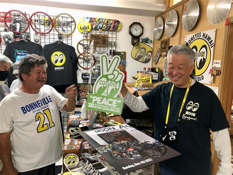 Th Anniversary Yokohama Hot Rod Custom Show Mooneyes Express