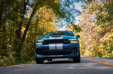 Dodge Durango Srt Hellcat Redesign You D Better Hurry Up For This