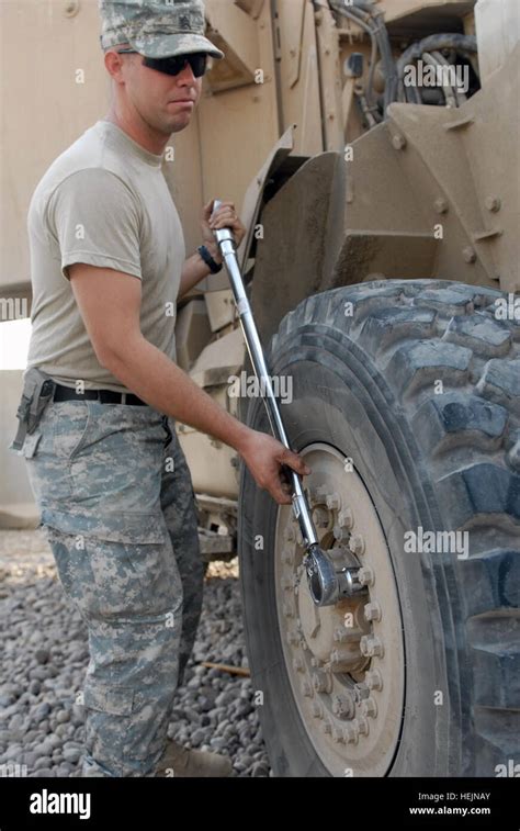 Us Army Baghdad Pasco Wash Native Sgt Luke Mehling A Tank