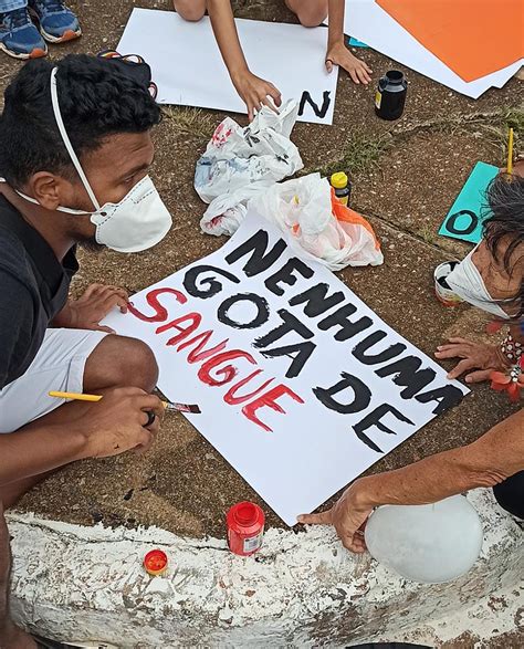 Em Ato Manifestantes Pedem Justi A Para Jovem Direitos Humanos