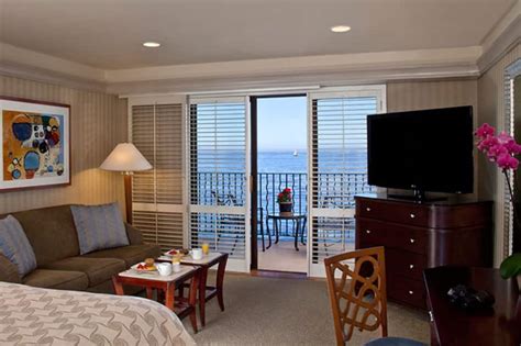 Top 5 Beachfront Hotels In Monterey, California | Trip101