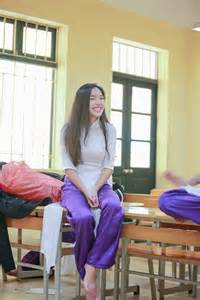 Hình ảnh tăng cân ngố tàu của hot girl Việt thời còn là học sinh cấp 3