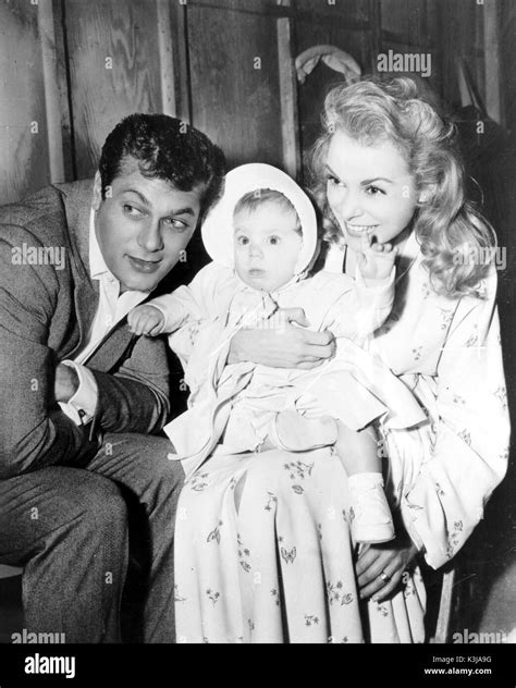 TONY CURTIS & JANET LEIGH Married 1951 - 1962 TONY CURTIS & JANET LEIGH ...