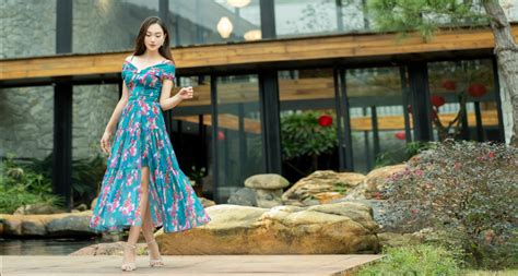 Đầm Maxi Họa Tiết Tropical BIKINI XINH