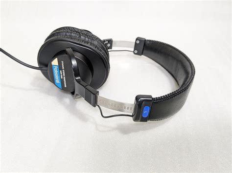 Yahooオークション Sony Mdr 7506 ヘッドホン スタジオモニター 密