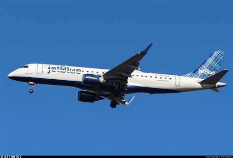 N229JB Embraer 190 100IGW JetBlue Airways Andriy Yegorov JetPhotos