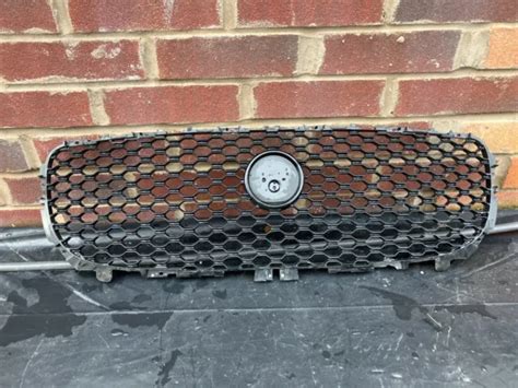 JAGUAR XE R Sport X760 Genuine Black Front Bumper Grill Insert