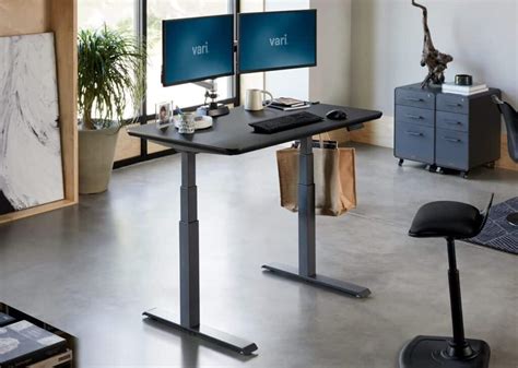 Vari Standing Desk Review 2023: Is it value for money? | BSD