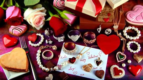 Best Romantic Jewelry Gifts for Your Valentine: 2024 Edition - Jewelry ...