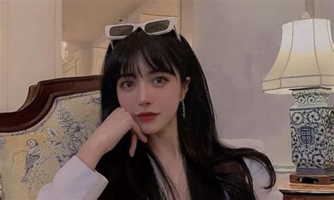 Hot girl kiếm 3 tỷ tháng Trang Anna tung loạt ảnh mới bên bạn trai đẹp như tài tử điện ảnh