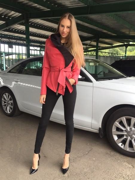 Blonde Danish Ara Dubai Bunnies