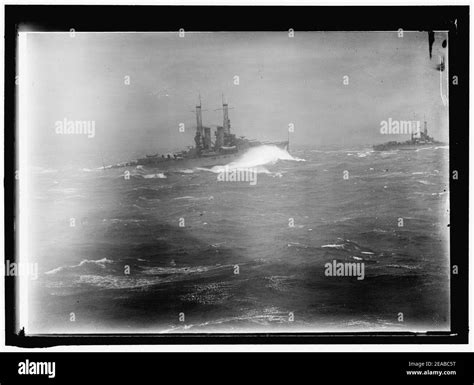 NAVY, U.S. BATTLESHIPS IN STORM AT SEA Stock Photo - Alamy