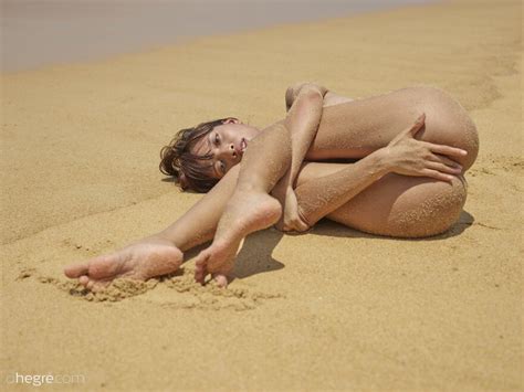 AMATEUR GIRL Jessa Sandy Pussy 10 14000px Porn Pic