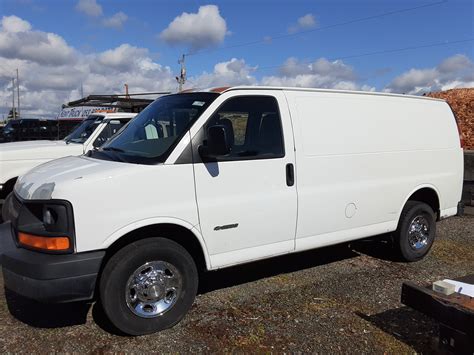 Used 2005 Chevrolet Express G3500 For Sale In Kent Wa 5016073306 Commercial Truck Trader