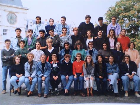 Photo de classe Terminale D1 de 1990 Lycée Victor Hugo Copains d avant