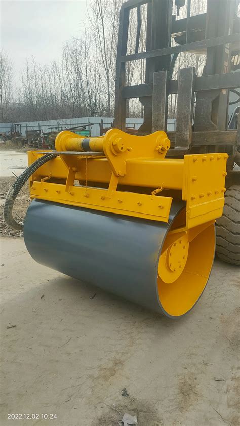 Excavator Used Attachment Slope Vibratory Compactor Wheel Slope