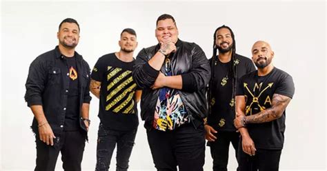 Grupo Menos Mais Far Show No Matahari Em Indaial