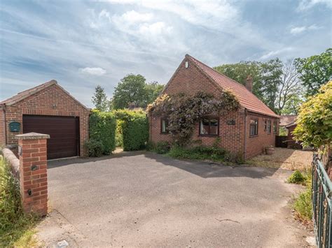 3 Bed Detached Bungalow For Sale In Mission Lane Fakenham Nr21 Zoopla