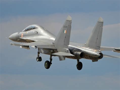 India sends mixed signal as it plans production of Russian Su-30 ...