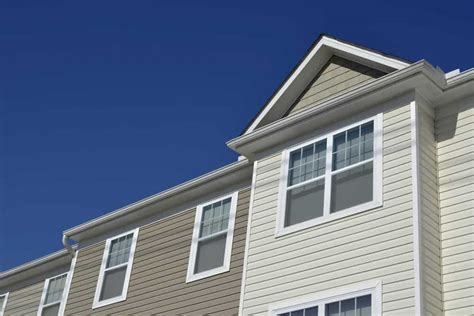 Aluminum Vs Vinyl Siding For You Home What S The Best Option