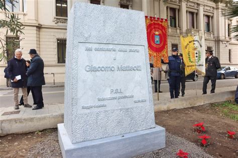 Reggio Calabria Inaugurata La Stele Dedicata A Giacomo Matteotti