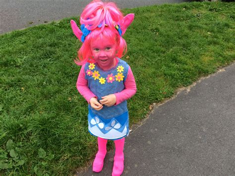 Trolls Costume ! Home made Halloween costume or party fancy dress ...