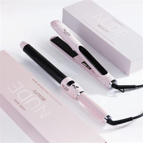 Om Nude Beatuy Nude Beauty