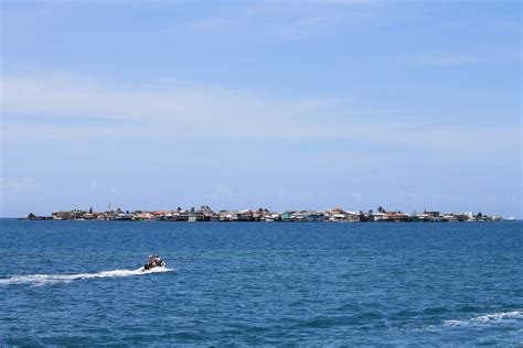 Bonacca Guanaja Bay Islands Of Honduras Taketwosailing Flickr