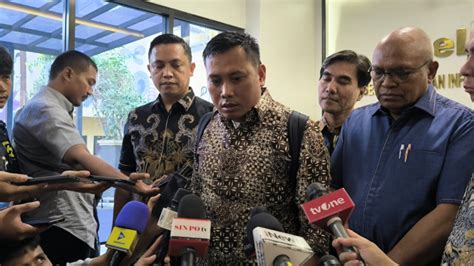 Kusnadi Staf Hasto Kristiyanto Dipanggil Kpk Jadi Saksi Kasus Harun