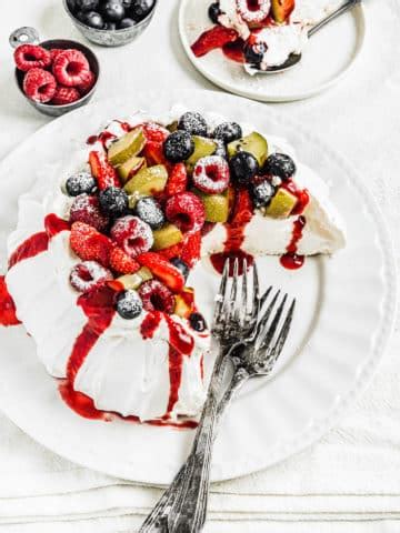 Best Semi Naked Cake With Fresh Berries Mascarpone Frosting