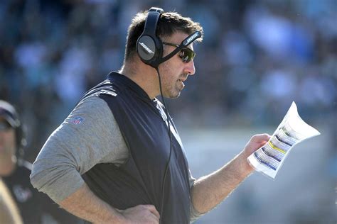 Titans hire Mike Vrabel as head coach