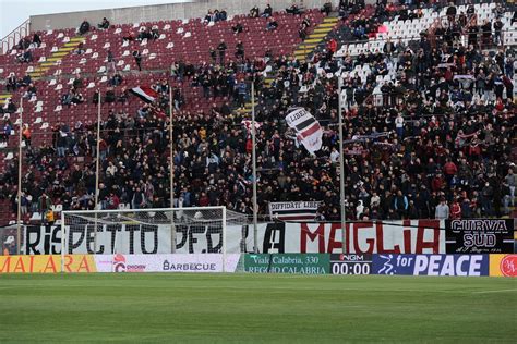 Tutti Allo Stadio Il Granillo Di Reggio Calabria Il Vecchio Ovale