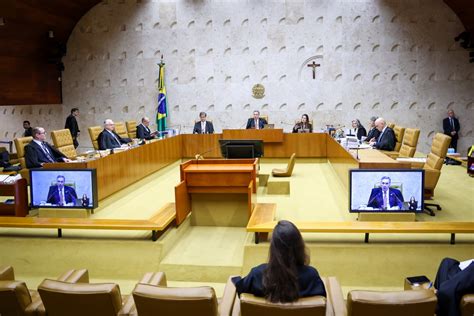 STF forma maioria para permitir símbolos religioso em prédios públicos