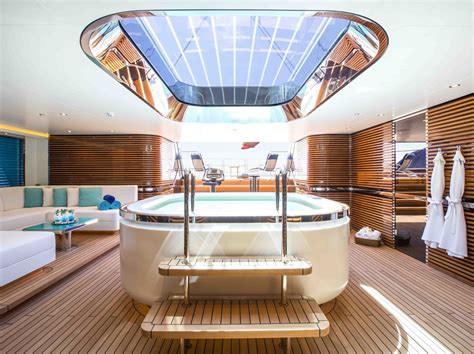 85m Oceanco/Vitters Luxury Yacht AQUIJO successfully completes her ...