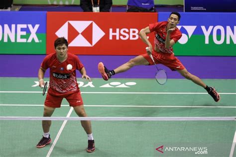 Wahyu Ade Ke Perempat Final Perorangan Ganda Putra Bulu Tangkis