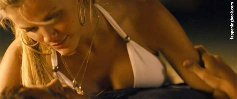 Brooklyn Decker Nude OnlyFans Leaks Fappening FappeningBook