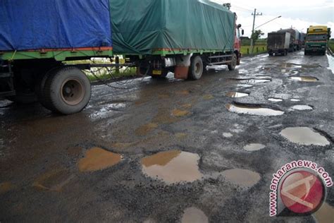 Di Sulawesi Tenggara 360 Kilometer Jalan Provinsi Rusak Parah ANTARA