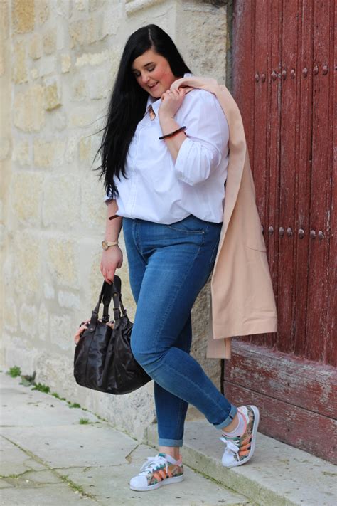 Anaïs Pénélope Blog FEEL GOOD Mode vintage seconde main lifestyle ecolo en Picardie Nude