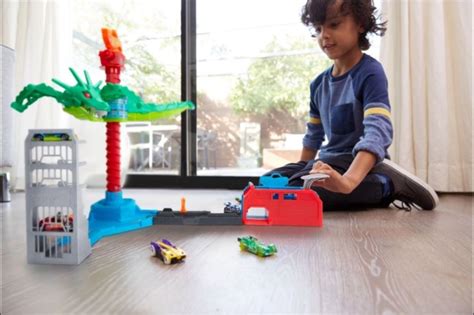 HOT WHEELS PISTA CITY ATAQUE AEREO DO DRAGAO Casa dos Plásticos