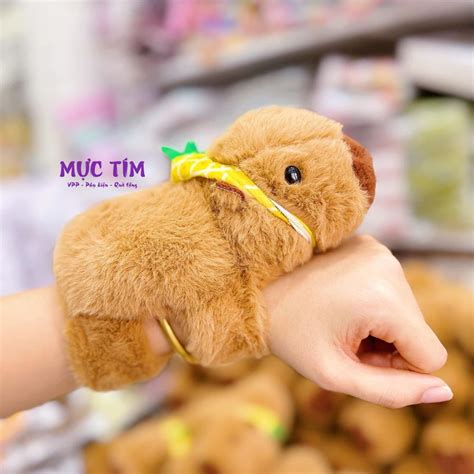 Gấu Bông Vòng Tay Capybara Siêu Hot Chuột Lang Nước Ôm Tay Màu Nâu
