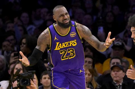 LeBron James Rivela Il Turbamento Emotivo Dopo Aver Rifiutato Un