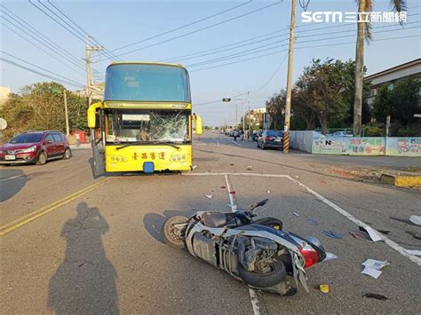 雲林學生專車撞機車 老翁彈飛「撞擋風玻璃再墜地」傷重亡 社會 三立新聞網 Setn