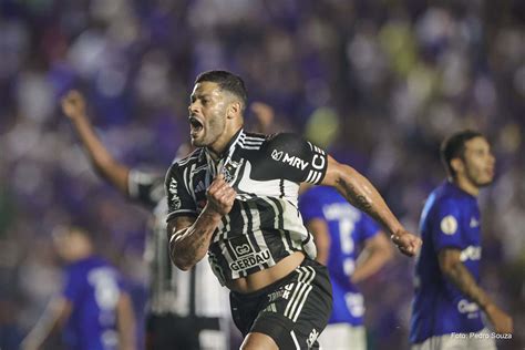 Hulk Marca De Falta E Atlético Mg Vence Clássico Com Cruzeiro Jornal