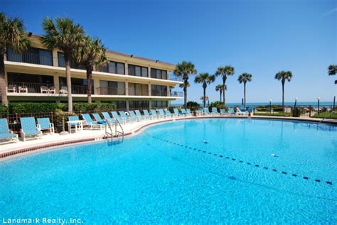 OCEAN HOUSE CONDOS CRESCENT BEACH FLORIDA